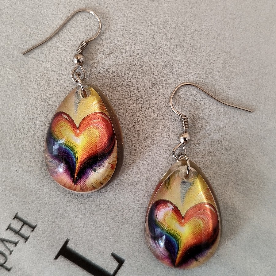 Hand made Heart Model Earrings for Womens and Young Girls with heart Design finished with Resin Art EO13